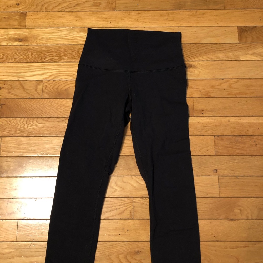 Lululemon cropped black leggings - Picture 3 of 7